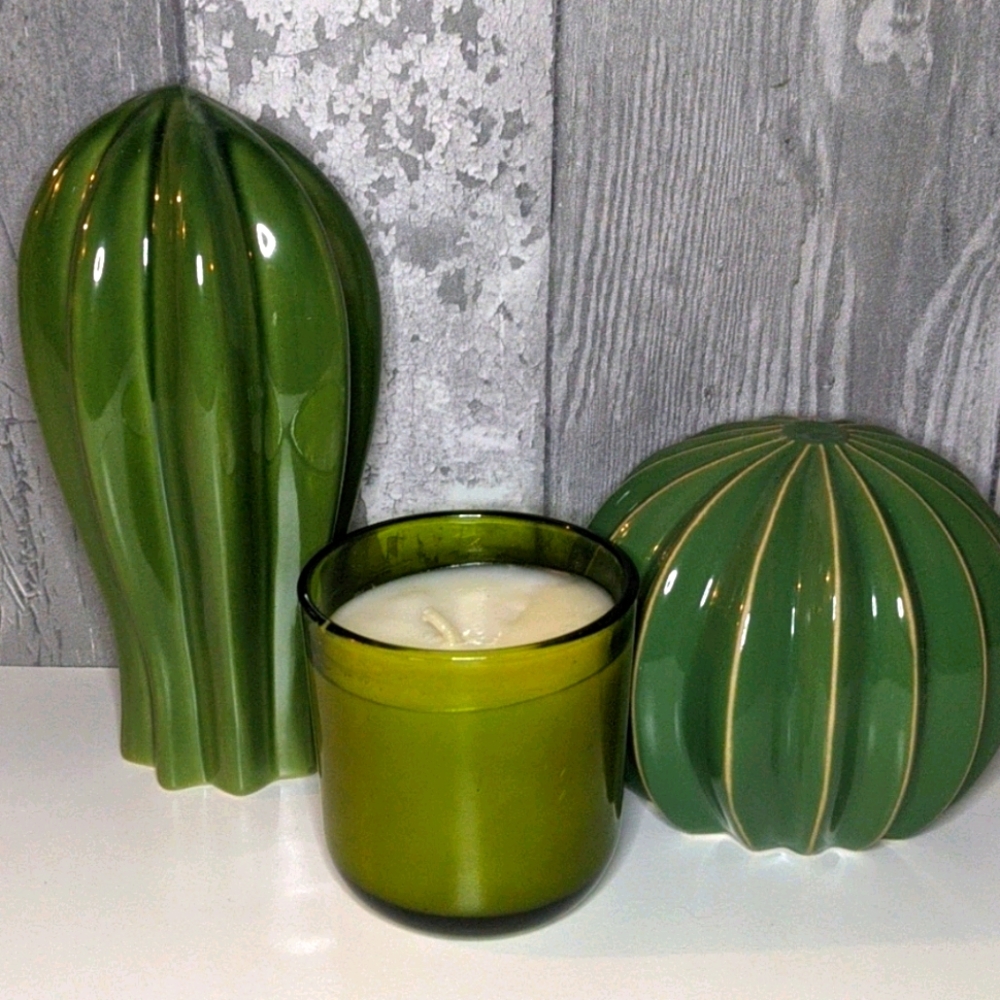 Indigo fresh basil & tea Rose glass candle 4oz